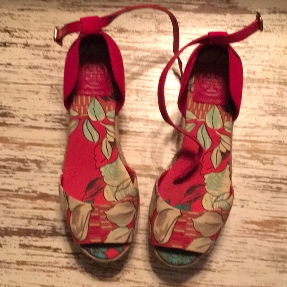 Awesome Red TORY BURCH Flatforms